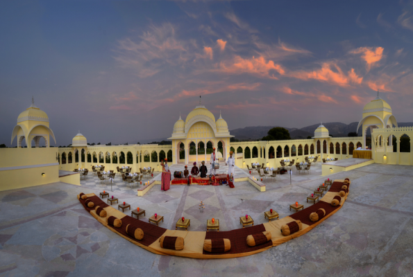 Royal Panorama Rooftop Bar be Que Restaurant at The Tigress Resort