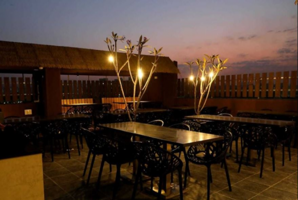 Roof Top at Jalsa Resto & Bar