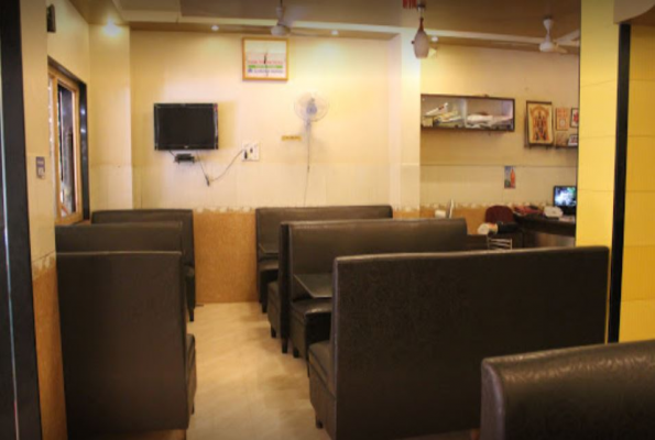Indoor Restaurant at Ganraj Pure Veg