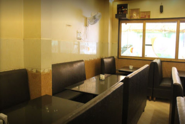 Indoor Restaurant at Ganraj Pure Veg