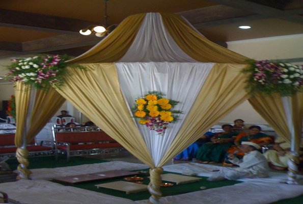Yash Lawns