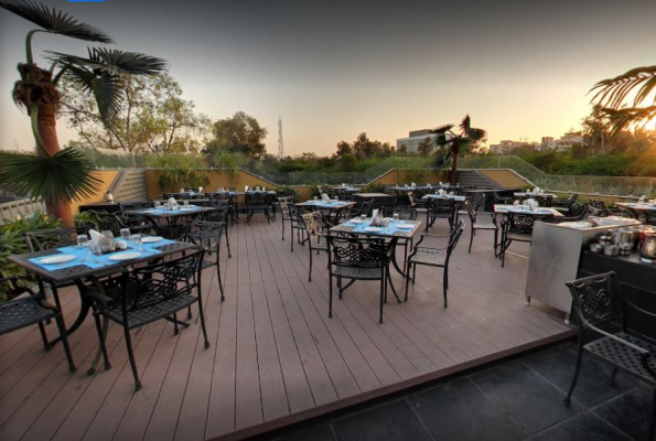 Carnival Restaurant and Bar