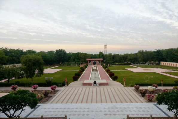 Rajputana Lawns at Umaid Lake Palace