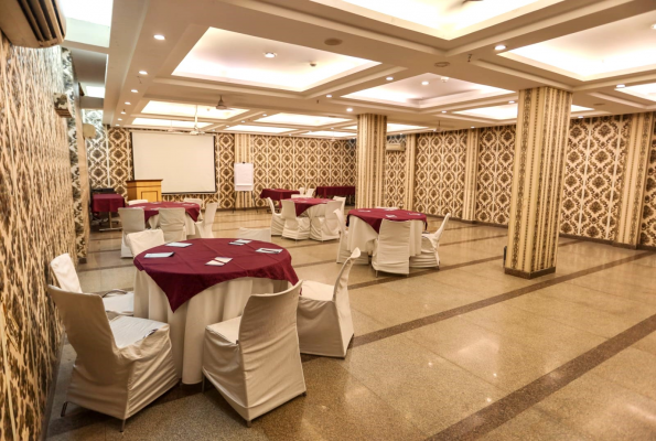 Alpina Hotel & Suites 3