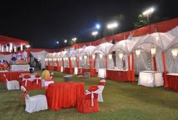 Banquet at Guru Nanak Marriage Lawn