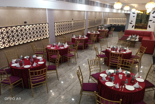 Hall at Tandoor & Grills Rdc