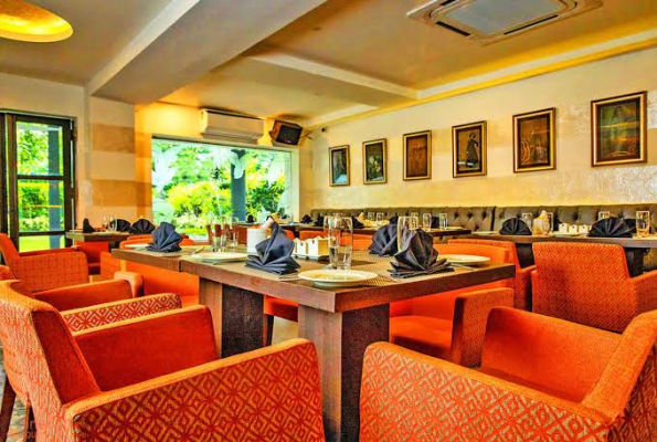 Restaurant at Silbuttah Story By Bercos
