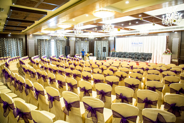 Banquet Hall at Hotel Benzz Park