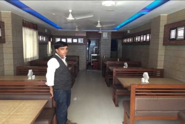 Diamond City Restaurant 2