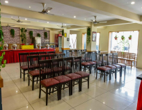 Tandoor Palace Hotel And Restaurant