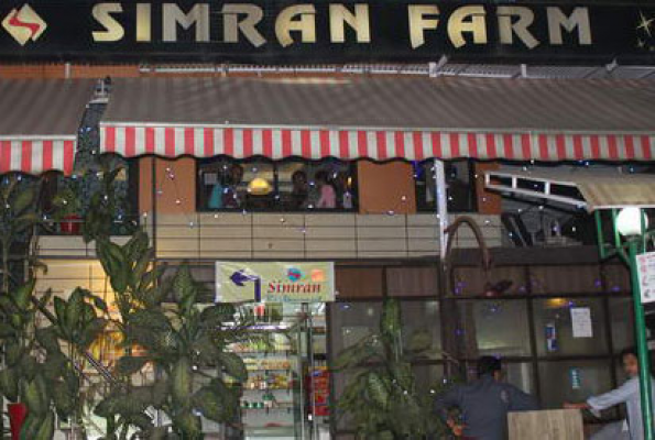 Restaurant at Simran Farm