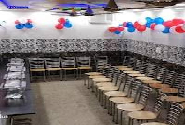 Kanhaji Sweets & Restaurant 2