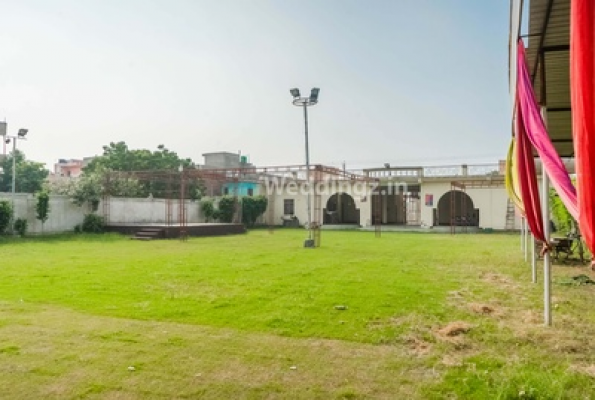 Lawn at Laxman Farm House