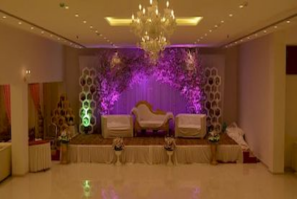 Banquet Hall at Universal Marriage Halls