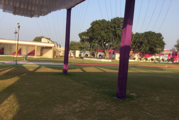 Lawn at Yuvraj Palace