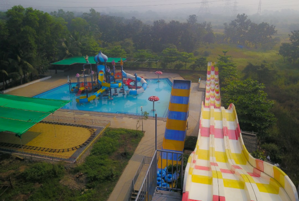 Hall1 at Paradise Funland