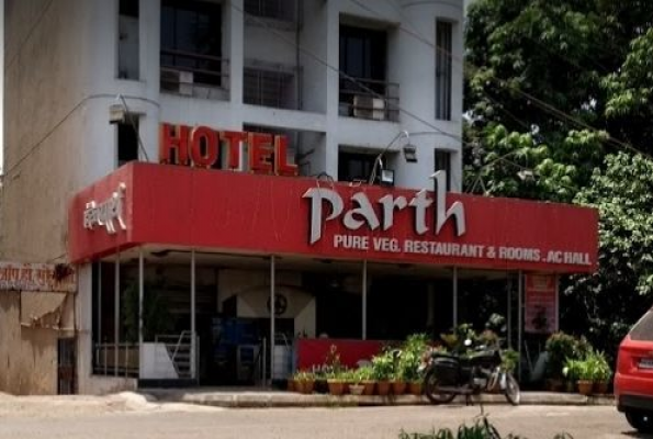 Hotel Parth