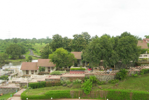 Rivergate Resort