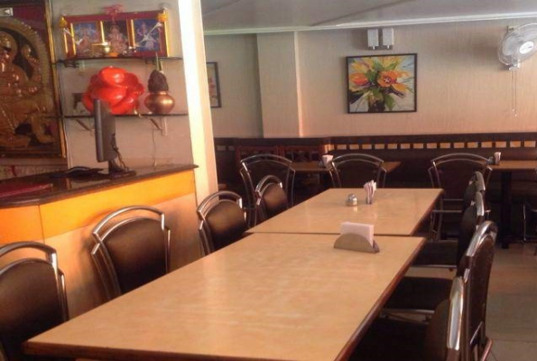 Open Seating at Khushboo Pure Veg Family Restaurant