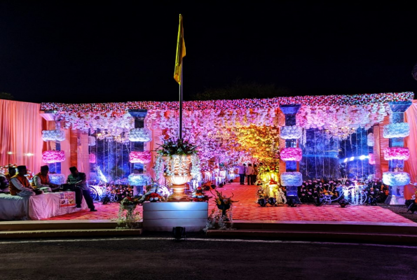 Front Lawns at Noor Us Sabah Palace