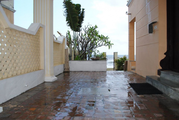 Baywatch Beach Villa