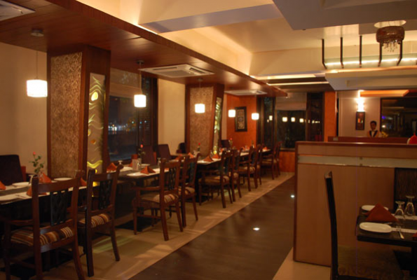 Restaurant at Hotel Ranjits Lakeview