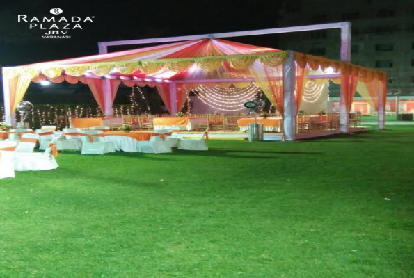 Sarangi with Lawn at Ramada Plaza By Wyndham Jhv