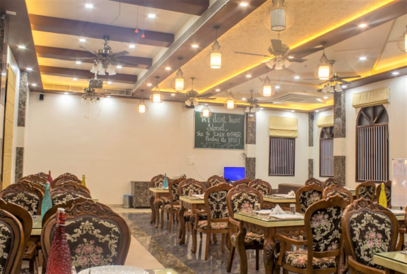 1916 Restaurant at Shree Ganesha Palace