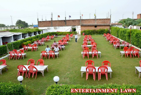 Lawn at Satkar Restaurant And Banquet Hall