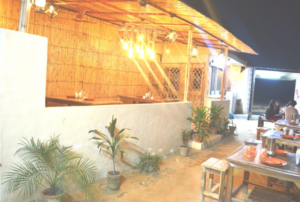 Open Hut at Saundhi Rasoi