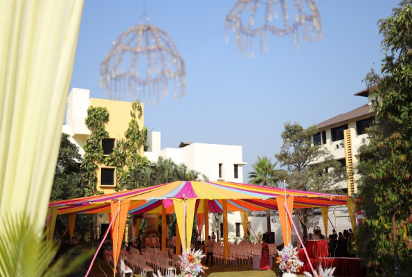 Camel Valley Resort & Spa 5