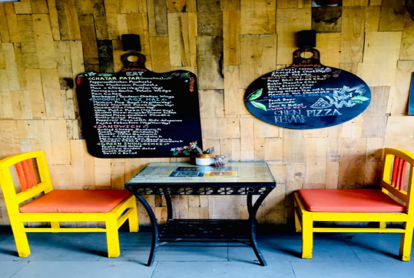 Dining Area at Jalapenos