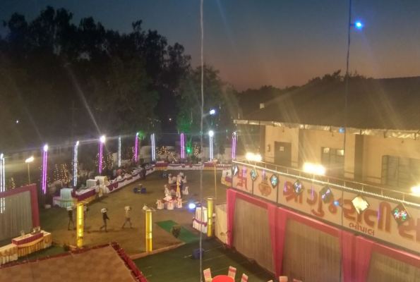 Lawn at Shree Gujarati Samaj