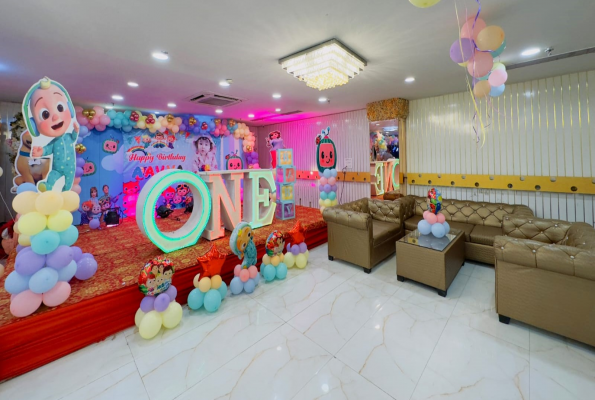 Golden Leaf Banquets