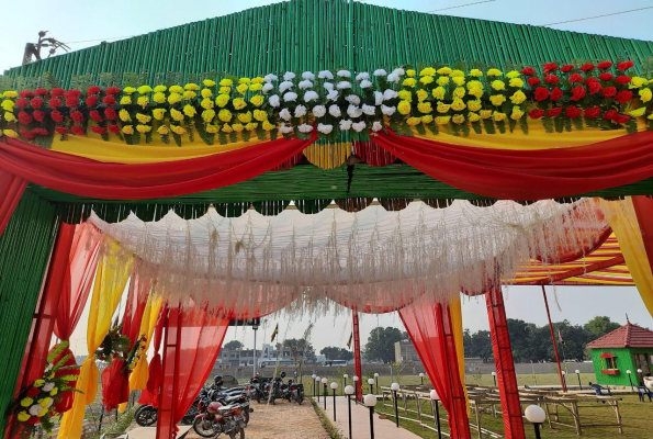 Lawn at Kaveri Restaurant And Upavan