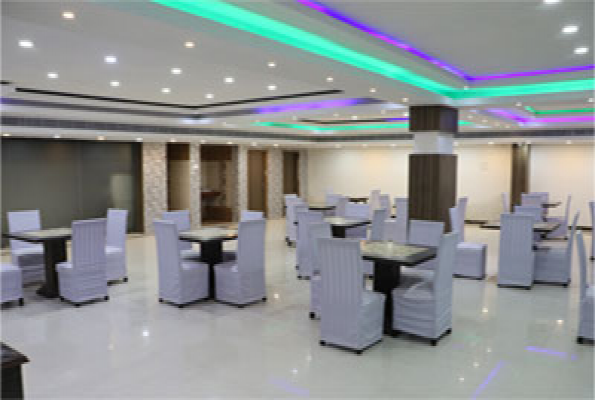 Restaurant at Sarweshwary Hotel