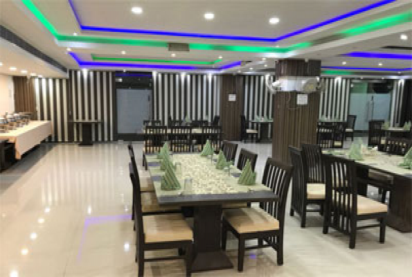 Restaurant at Sarweshwary Hotel