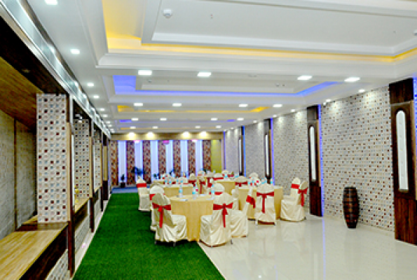 Dining Hall at Hotel Sgt Plaza