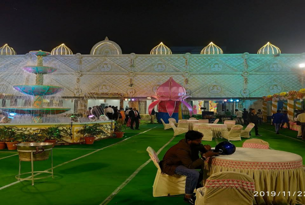 Lawn at Maharani Palace