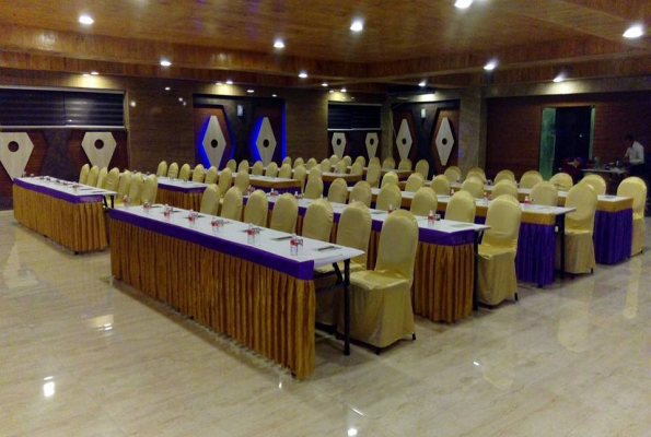 Board Room at Hotel Nesh Inn