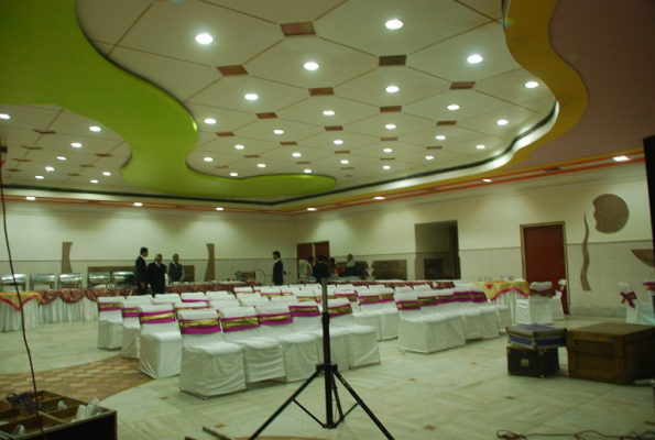 Hall 1 at Hotel Deep