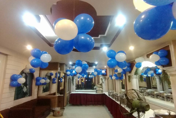 Hall 1 at Pakvan Restaurant