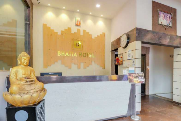 Hall 1 at Bhatia Hotel