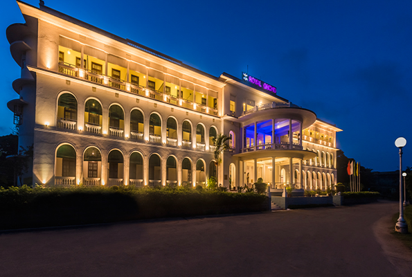 Garden Cafe at Royal Orchid Brindavan Garden