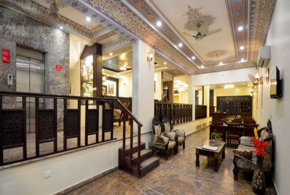 Restaurant at Hotel Surya Garh