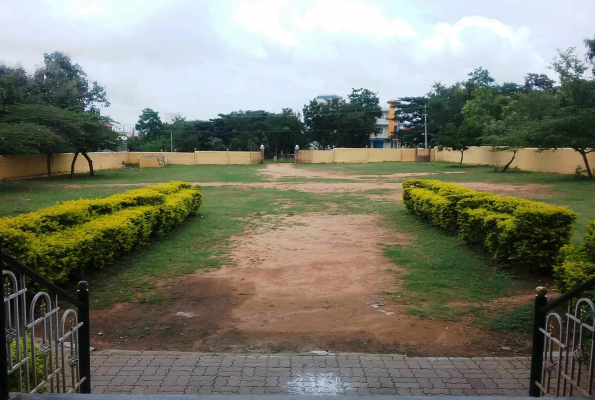 Lawn at Divyaroopa Kalyana Mantapa