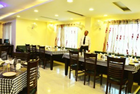 Khushboo Restaurant at Hotel The Great Ananda