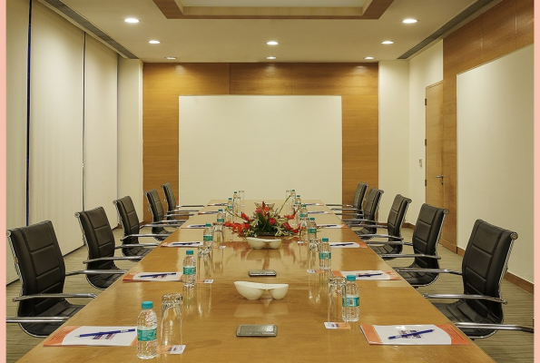 Boardroom at Hometel Roorkee