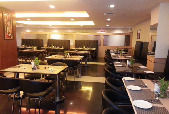 Restaurant at Hyphen Grand