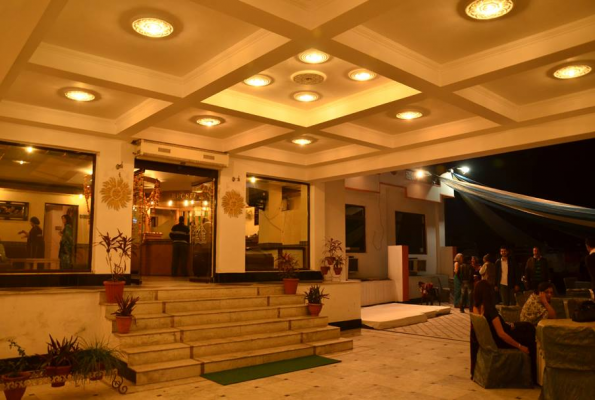 Restaurant at Hotel Gangtarang